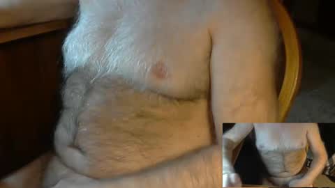 Snapshot of higgins11 chatting on 01.19.25 higgins11 online show from 01.19.25