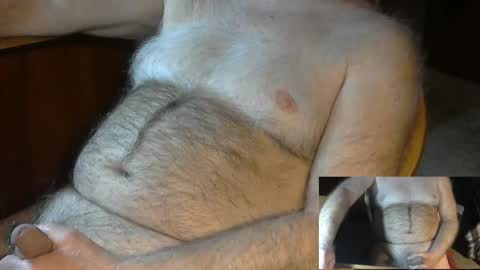 Snapshot of higgins11 chatting on 01.31.25 higgins11 online show from 01.31.25