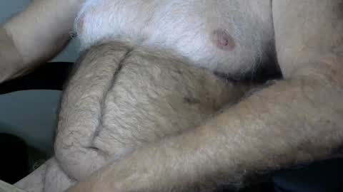 Snapshot of higgins11 chatting on 09.13.25 higgins11 online show from 09.13.25