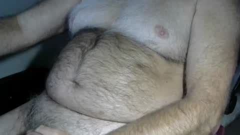 Snapshot of higgins11 chatting on 10.31.25 higgins11 online show from 10.31.25