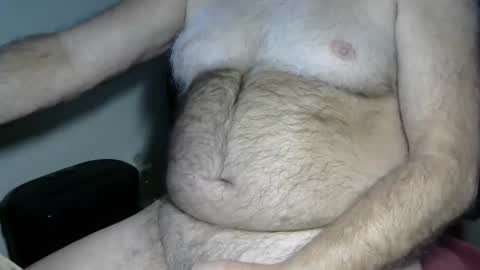 Snapshot of higgins11 chatting on 12.16.25 higgins11 online show from 12.16.25