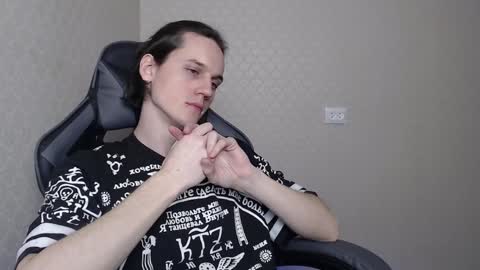 Snapshot of higherdegree chatting on 12.04.24 higherdegree online show from 12.04.24