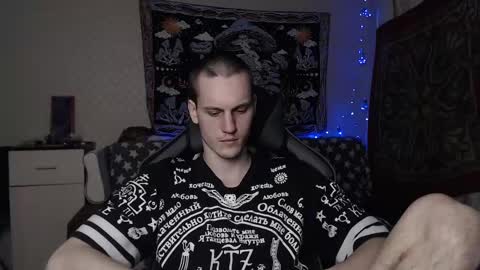 Snapshot of higherdegree chatting on 02.27.25 higherdegree online show from 02.27.25