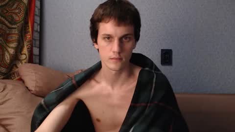 Snapshot of higherdegree chatting on 10.28.25 higherdegree online show from 10.28.25