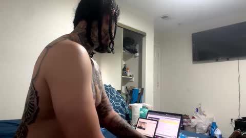 Snapshot of hihello7777 chatting on 11.15.25 hihello7777 online show from 11.15.25