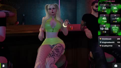 Snapshot of hikary__moon chatting on 01.31.25 Eva online show from 01.31.25