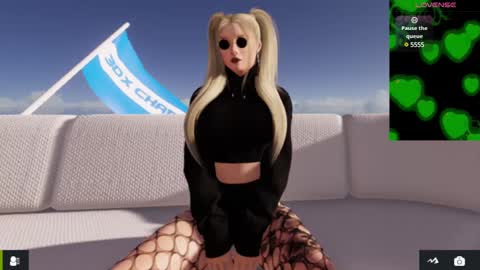 Snapshot of hikary__moon chatting on 02.04.25 Eva online show from 02.04.25