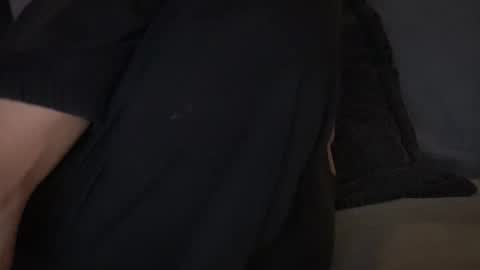 Snapshot of hikinks chatting on 11.08.25 hikinxxx online show from 11.08.25