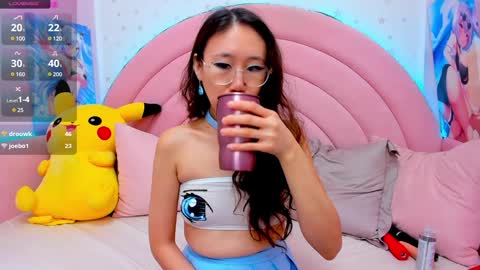 Snapshot of hikori_ chatting on 12.14.24 Hikori online show from 12.14.24