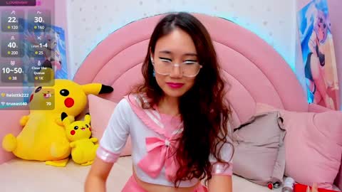 Snapshot of hikori_ chatting on 12.21.24 Hikori online show from 12.21.24