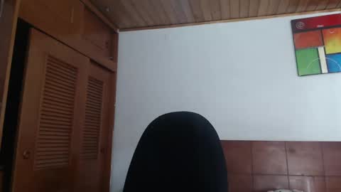 hilaril18 online show from 02.04.25