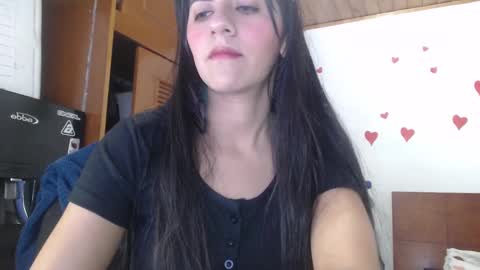 hilaril18 online show from 02.24.25