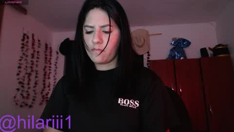 hilaril18 online show from 04.24.26