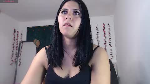 Snapshot of hilari18 chatting on 07.24.26 hilaril18 online show from 07.24.26