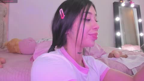 Snapshot of hilary_jones_22 chatting on 05.15.26 LUNA new account FOLLOW ME online show from 05.15.26