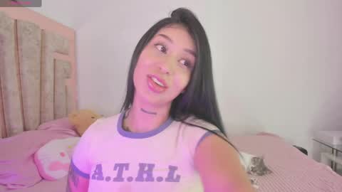 Snapshot of hilary_jones_22 chatting on 06.05.26 LUNA new account FOLLOW ME online show from 06.05.26