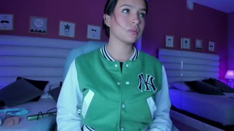 hilary_tailor online show from 09.10.25