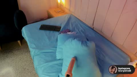 hillarycollins online show from 07.22.26