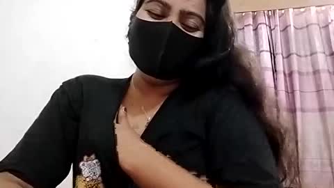 himuhimu22 online show from 12.16.25