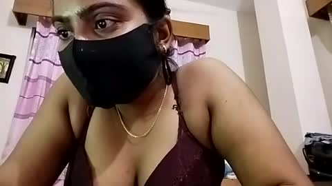 himuhimu22 online show from 06.12.26