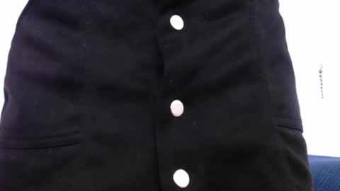 Snapshot of hinasha chatting on 12.10.24 Angel online show from 12.10.24