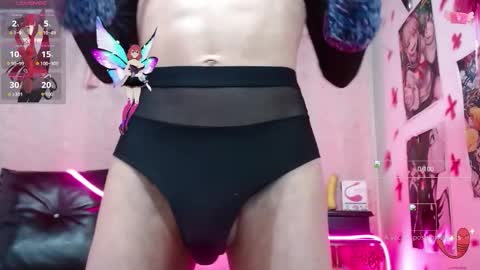 Snapshot of hinasha chatting on 09.16.25 Angel online show from 09.16.25