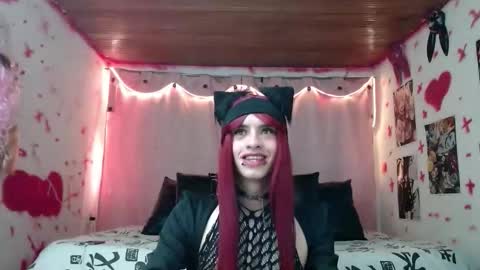 Snapshot of hinasha chatting on 03.28.26 Angel online show from 03.28.26