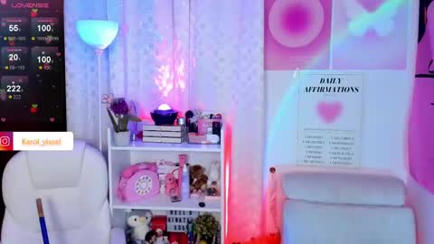 Snapshot of hinataweed01 chatting on 02.25.25  Karol  Independent Model online show from 02.25.25