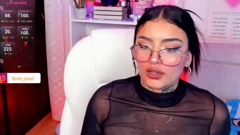 Snapshot of hinataweed01 chatting on 03.03.25  Karol  Independent Model online show from 03.03.25