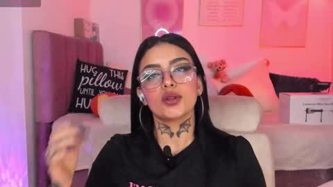 Snapshot of hinataweed01 chatting on 11.05.25 Karol Independent Model online show from 11.05.25