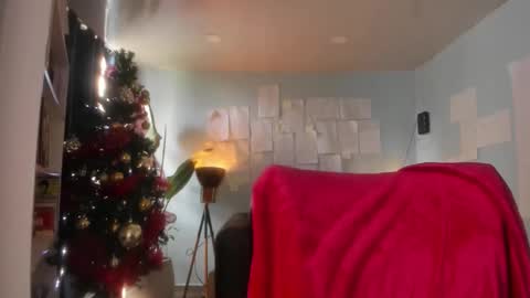 Hinnata online show from 11.19.25