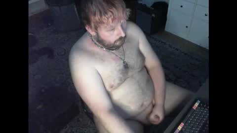 hipguy91 online show from 10.31.25