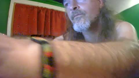 Snapshot of hippiedad333 chatting on 06.16.26 hippiedad333 online show from 06.16.26