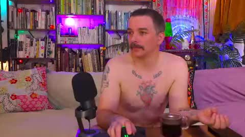HipsterTrash Clark one half of Task Manager online show from 07.04.26
