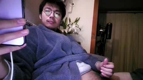 Snapshot of hirvirdish chatting on 03.16.26 Taick online show from 03.16.26