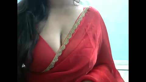 Snapshot of hisslust chatting on 12.04.25 hisslust online show from 12.04.25