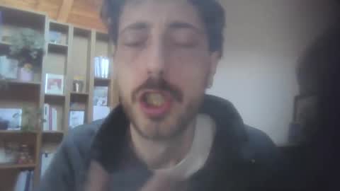 Snapshot of hitmenoww chatting on 03.20.26 hitmenoww online show from 03.20.26