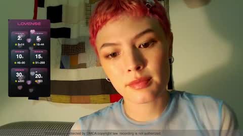 Snapshot of hivivi chatting on 11.13.25 Vivi online show from 11.13.25