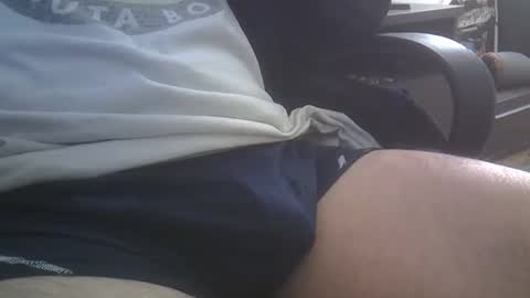 Snapshot of hlavoe33 chatting on 11.09.25 Hlavoe online show from 11.09.25