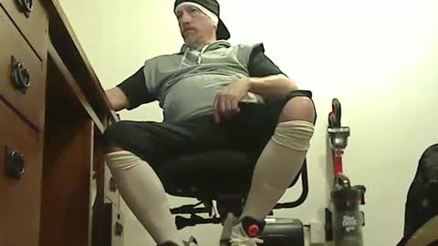 Snapshot of hockeybud chatting on 02.02.25 Rick online show from 02.02.25