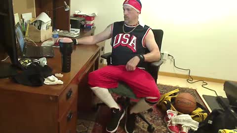 Snapshot of hockeybud chatting on 09.24.25 Rick online show from 09.24.25