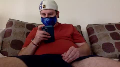 Snapshot of hockeyguy10rangers chatting on 10.17.25 hockeyguy10rangers online show from 10.17.25