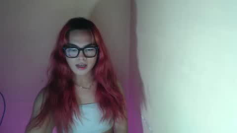 Snapshot of hoelyaurora chatting on 04.01.26 Aurora3 online show from 04.01.26