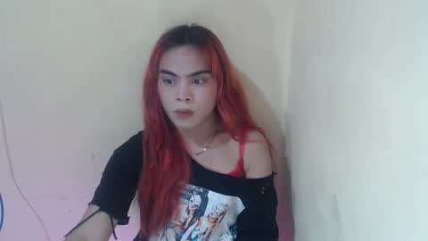 Snapshot of hoelyaurora chatting on 04.02.26 Aurora3 online show from 04.02.26