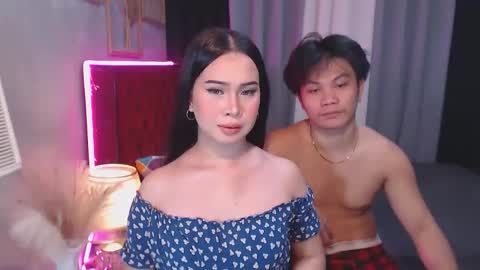 hoelymolly online show from 10.25.25