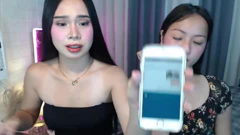 hoelymolly online show from 04.24.26