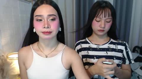 hoelymolly online show from 05.06.26
