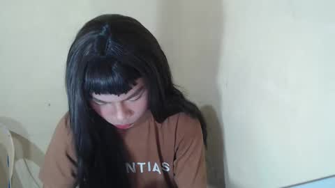 Snapshot of hoelyrafaela chatting on 04.23.26 Rafaela3 online show from 04.23.26