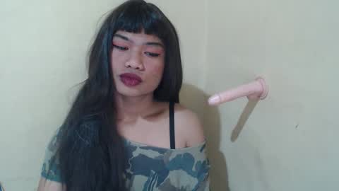 Snapshot of hoelyrafaela chatting on 04.26.26 Rafaela3 online show from 04.26.26
