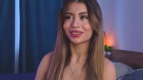 Snapshot of holayoula chatting on 02.02.26 Moni Monica online show from 02.02.26